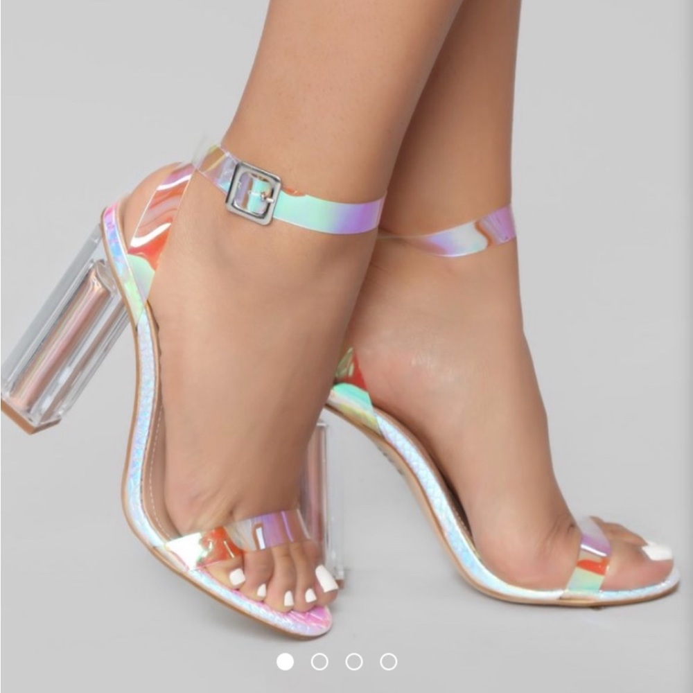 Fashionnova Glass slipper iridescent